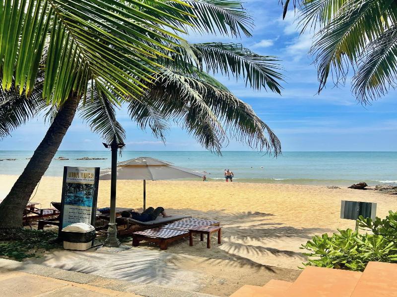 Vida Loca Resort & Sunset Beach image