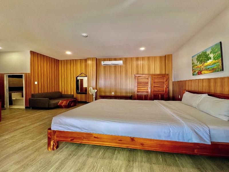 Vida Loca Resort & Sunset Beach image