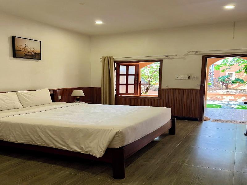 Vida Loca Resort & Sunset Beach image