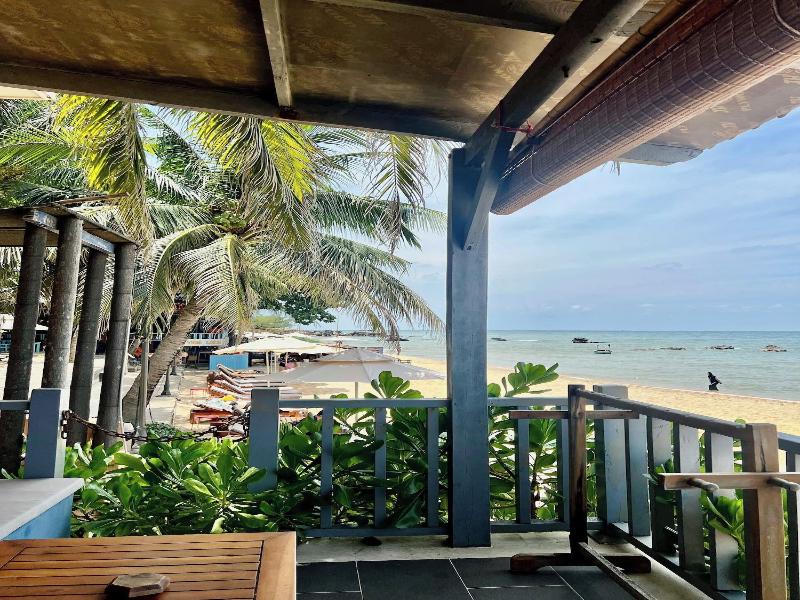 Vida Loca Resort & Sunset Beach image