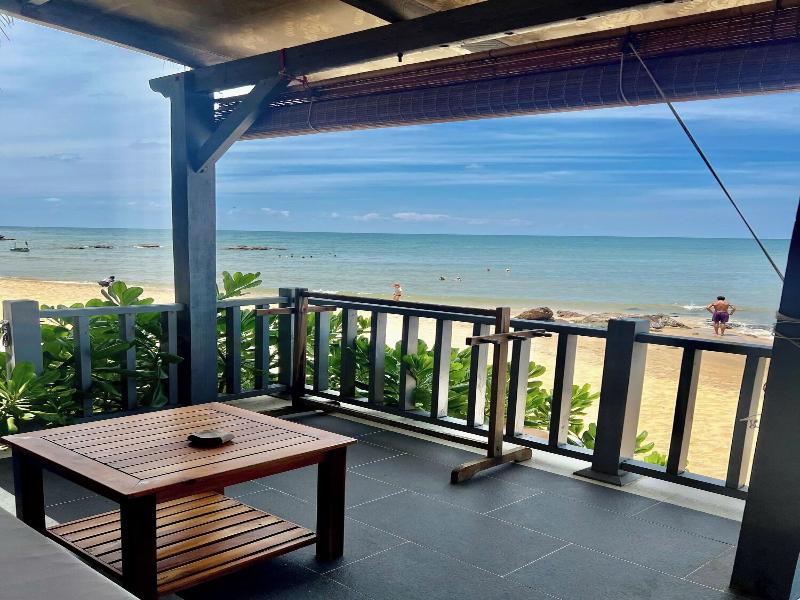 Vida Loca Resort & Sunset Beach image