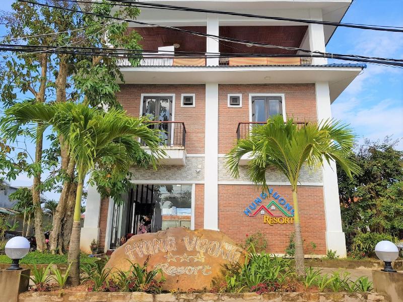 Hung Vuong Resort