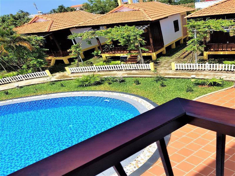 Hung Vuong Resort