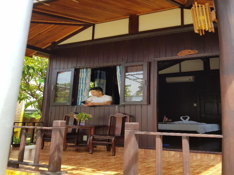 Hung Vuong Resort