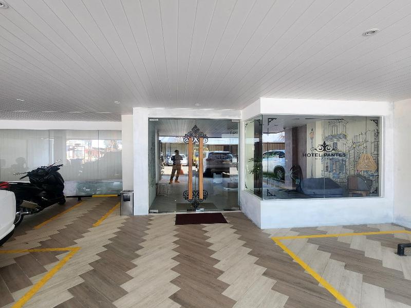 Hotel Pantes Pekojan Semarang
