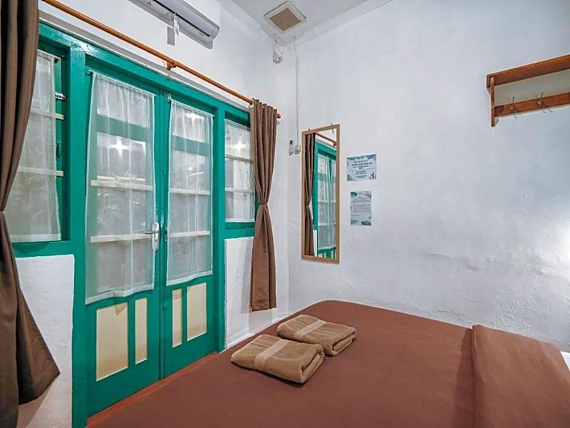 Snooze Guesthouse Yogyakarta - Hostel image