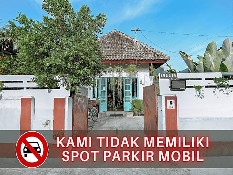 Snooze Guesthouse Yogyakarta - Hostel image