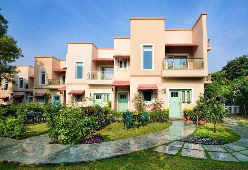 Karma Chalets image