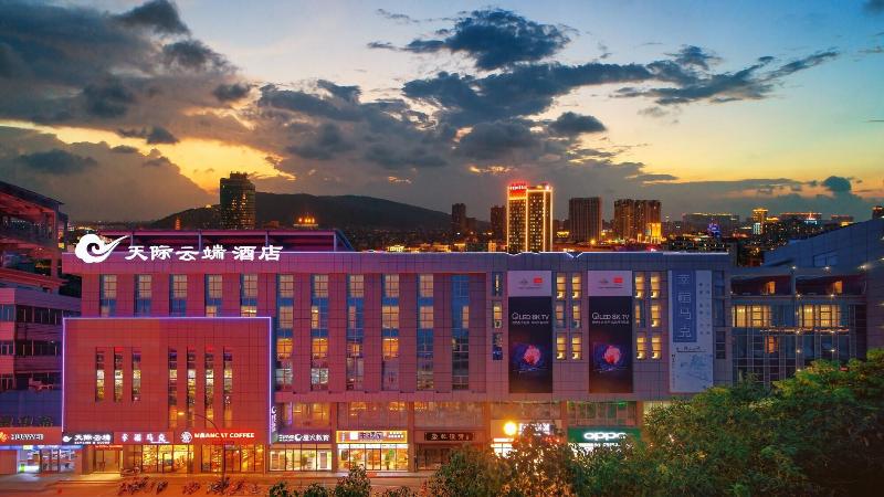 Changshu Skyline Cloud Hotel