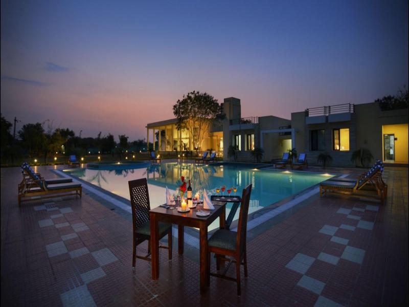 Jungle Vilas image