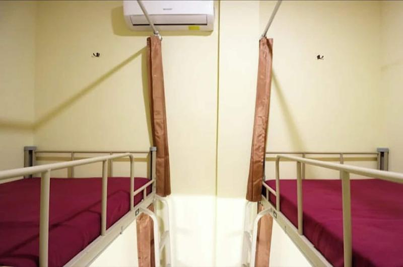 Pondok Backpacker City Square image