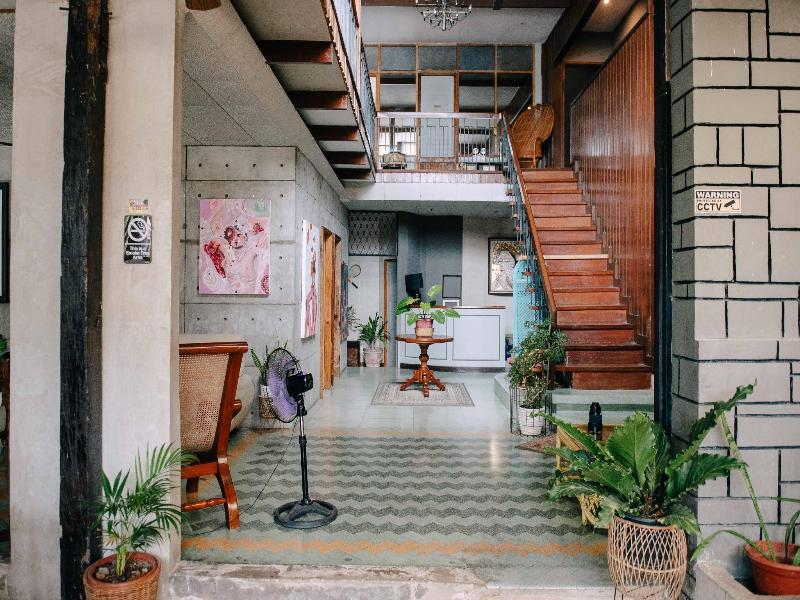 The Flying Fish Hostel Cebu image