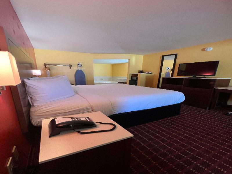 Surestay By Best Western Gulfport image