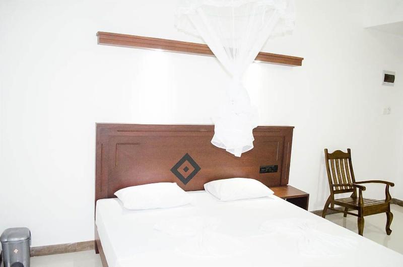 Suwa Arana Resort & Spa image