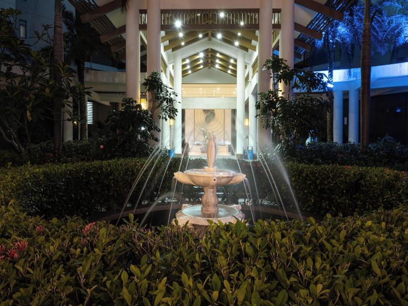 Sanya Seacube Holiday Hotel 3