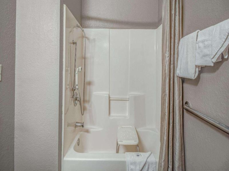 Motel 6 Humble TX Houston International Airport image