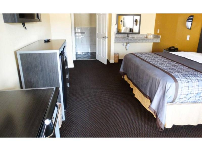Motel 6 Houston, TX - Willowbrook Mall image