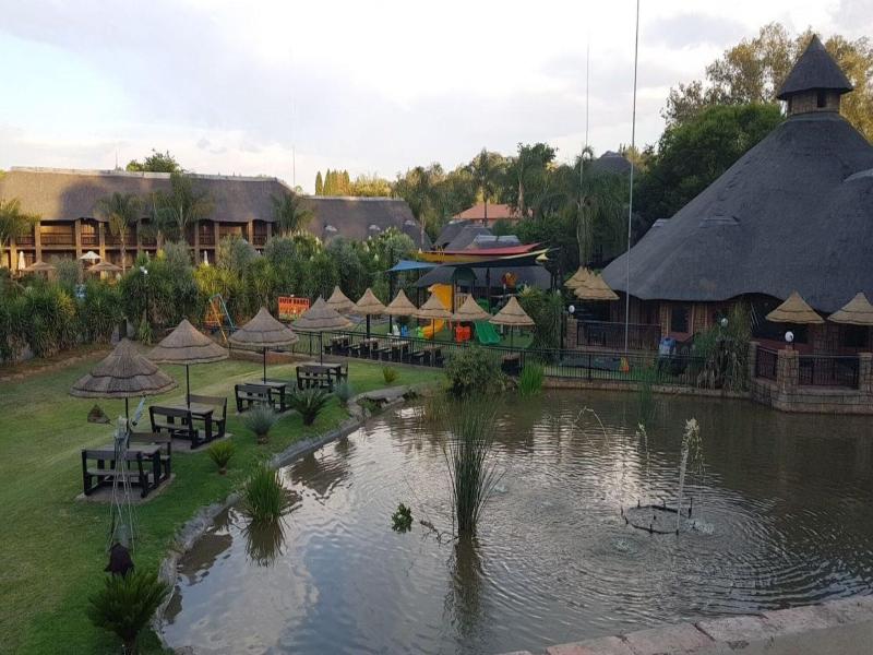 Bushmans Rock Country Lodge image