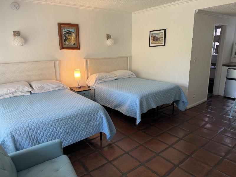 Sea Shore Motel image
