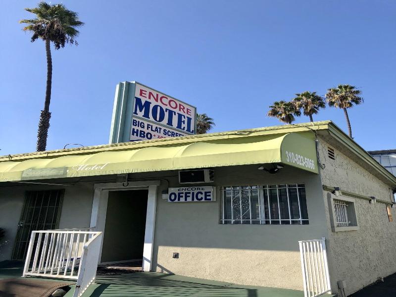 Encore Motel image