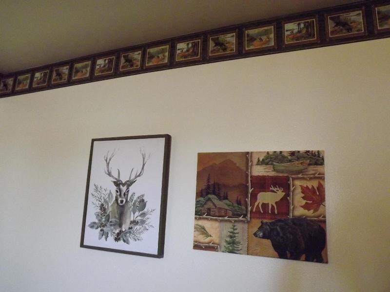 Crest Country Inn image