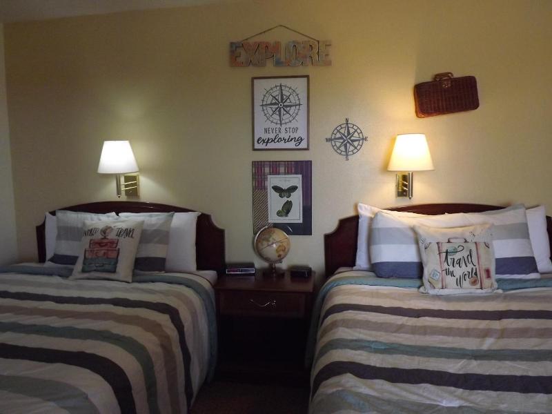 Crest Country Inn image