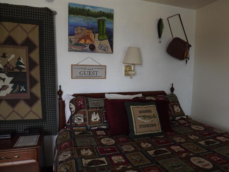 Crest Country Inn image