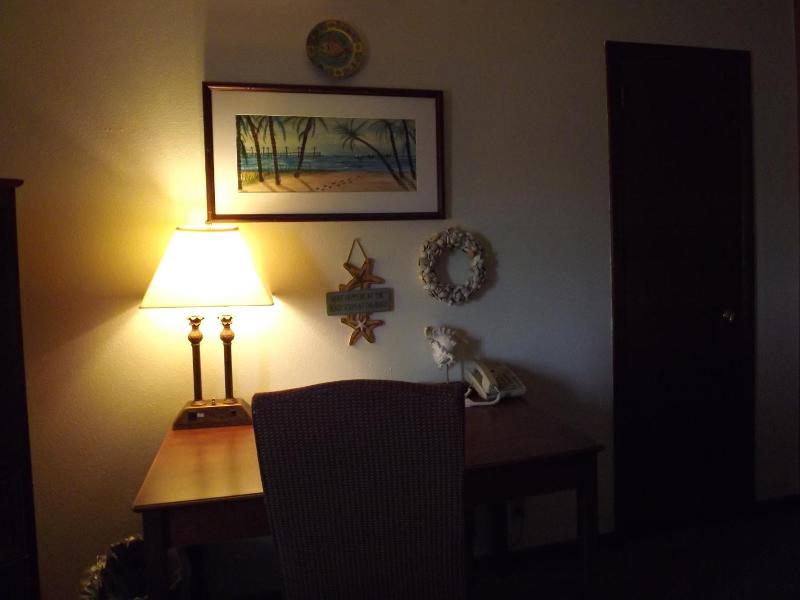 Crest Country Inn image