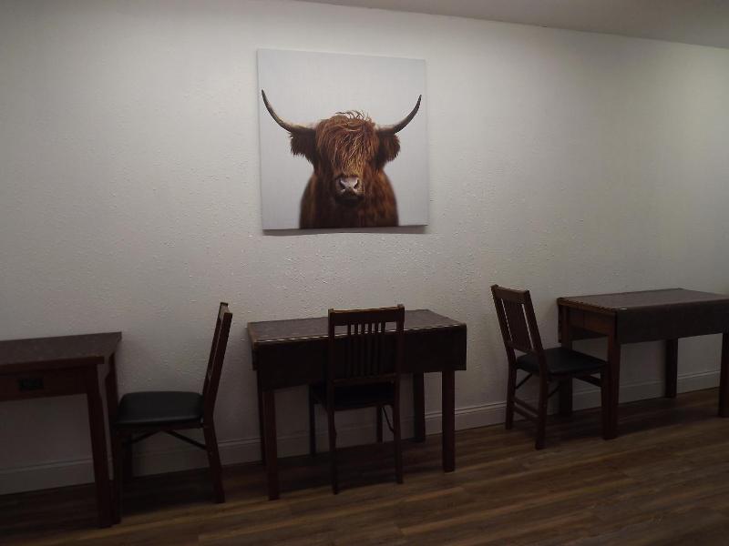 Crest Country Inn image