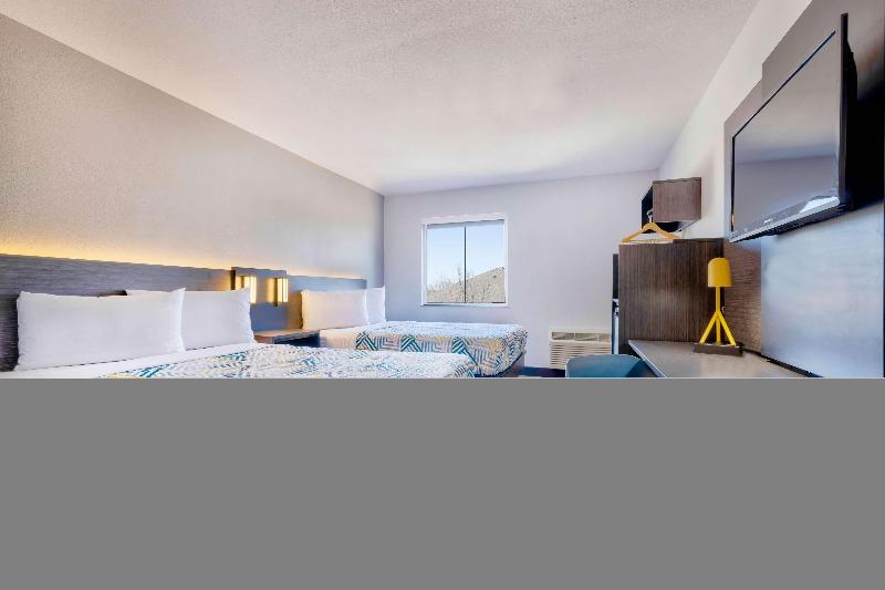 Motel 6 Norman, OK image
