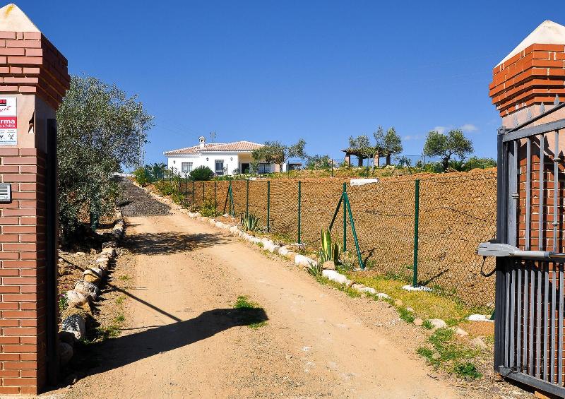 RENTHAS Paredones I Casa Rural - Caminito del Rey — photo 2