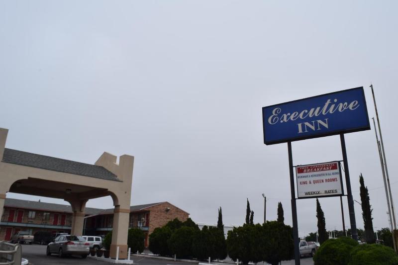 Executive Inn Odessa image