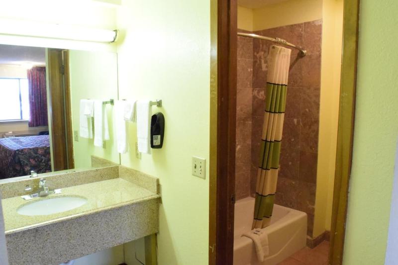 Executive Inn Odessa image