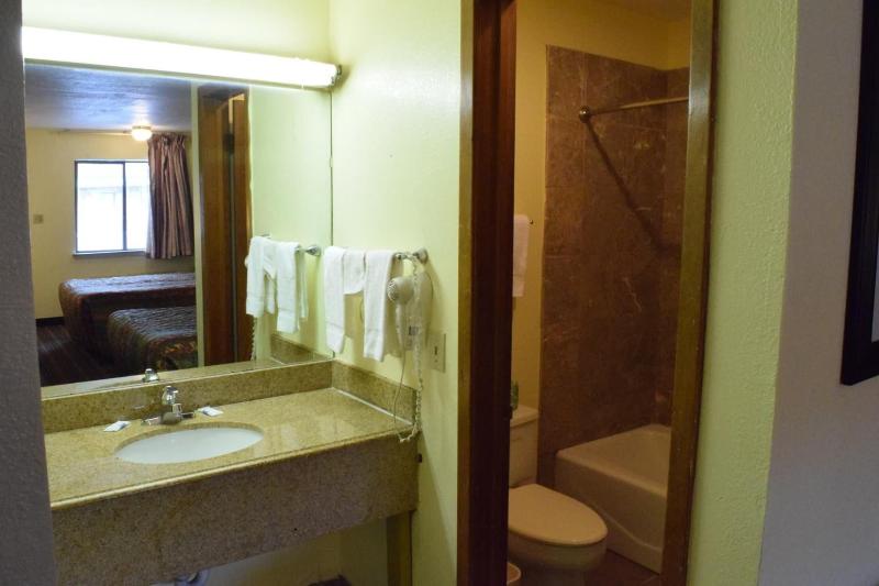 Executive Inn Odessa image