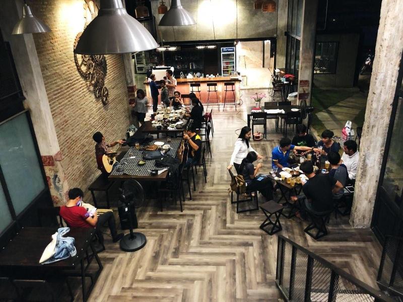 The Entaneer Poshtel - Hostel image