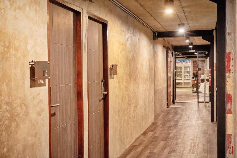 The Entaneer Poshtel - Hostel image