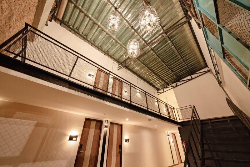 The Entaneer Poshtel - Hostel image