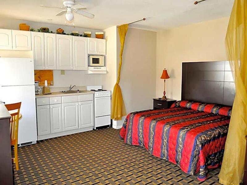 Andrews Motor Inn image