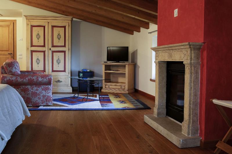 La Fonte Degli Dei Wine Relais Adults Only image