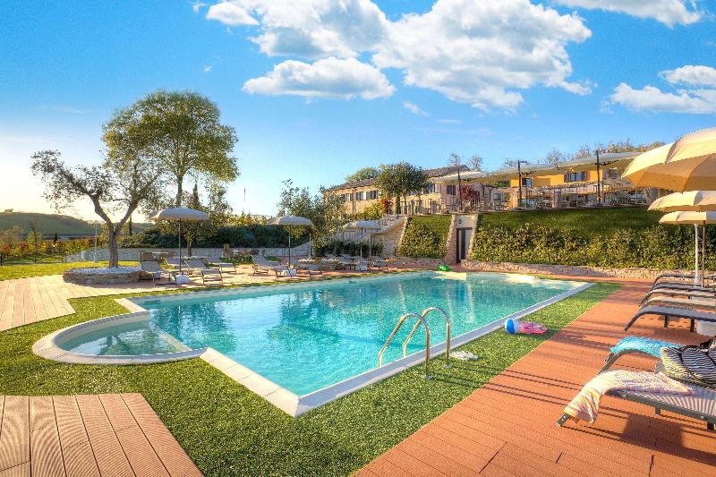 Villa Gens Camuria image