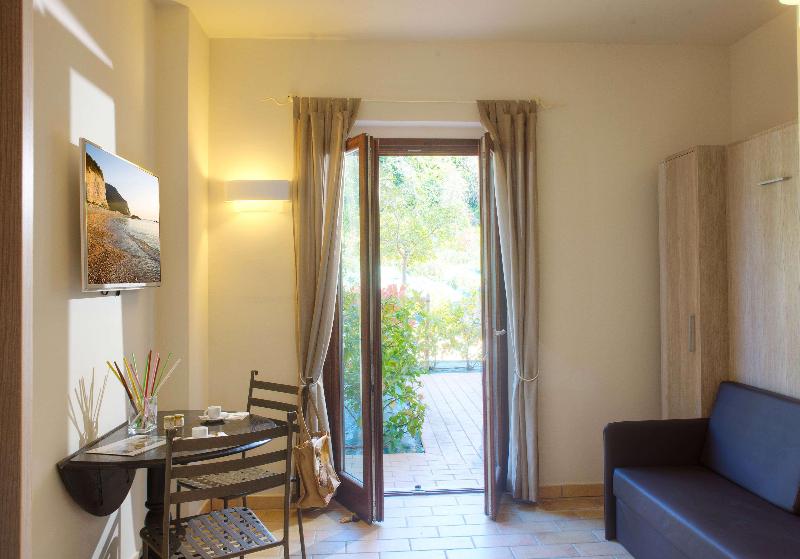 Villa Gens Camuria image