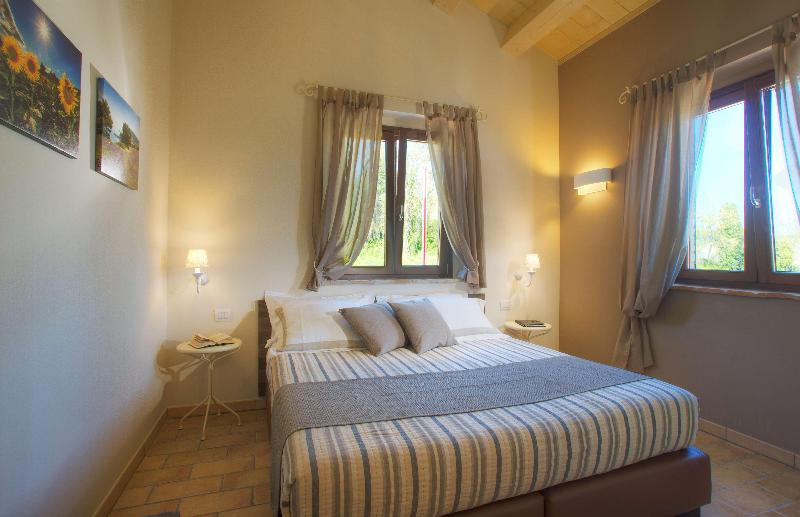 Villa Gens Camuria image