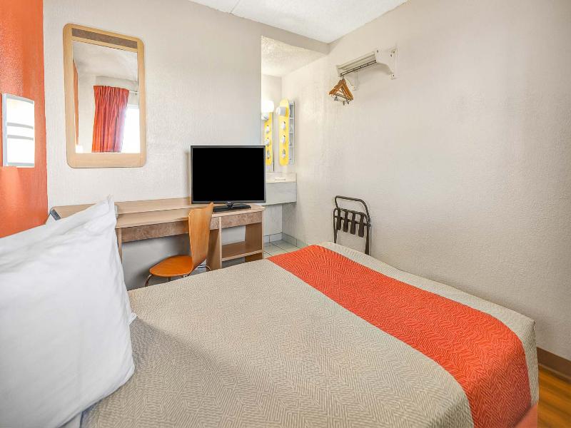 Motel 6 North Ridgeville, Oh-Cleveland Intl Airp image
