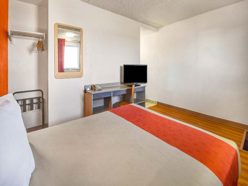 Motel 6 North Ridgeville, Oh-Cleveland Intl Airp image