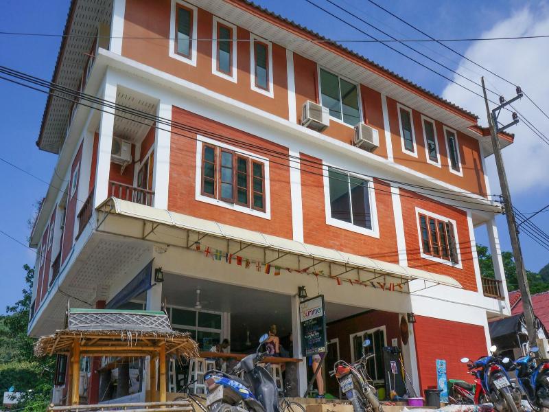 Summer Guesthouse & Hostel image