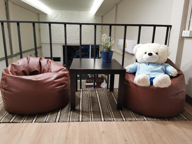Napa Hostel Samrong Station image