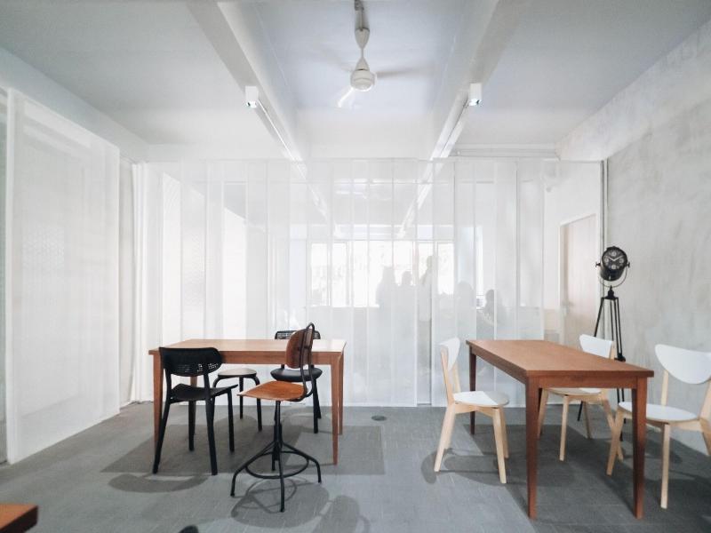 Loyy Hotel - Hostel