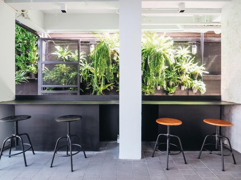 Loyy Hotel - Hostel