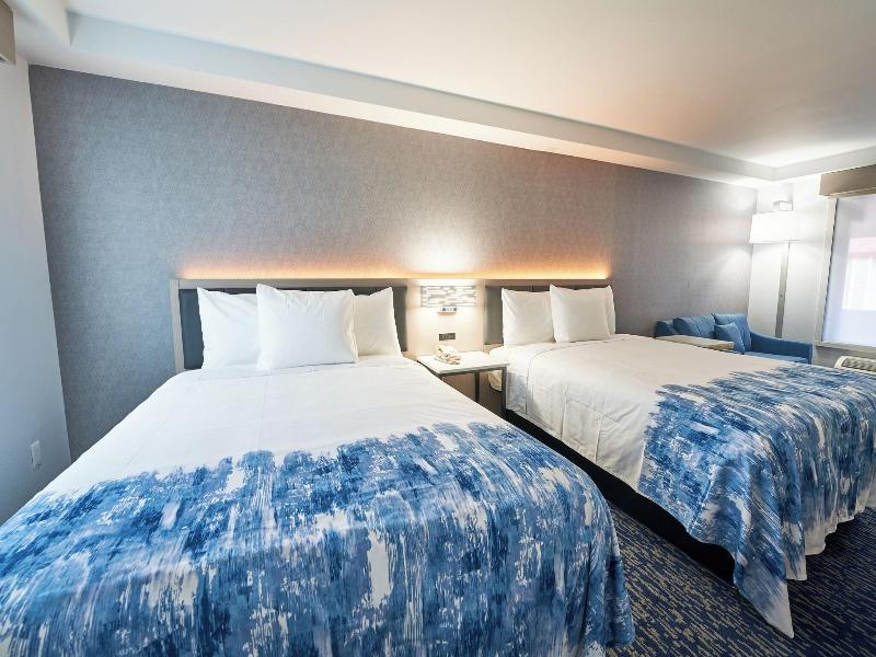 All Seasons Inn And Suites image