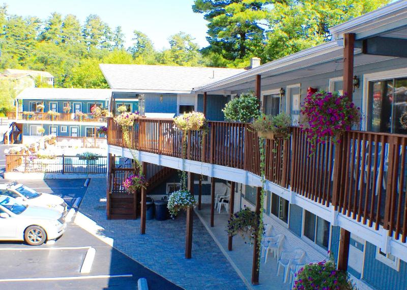 Lake Haven Motel image